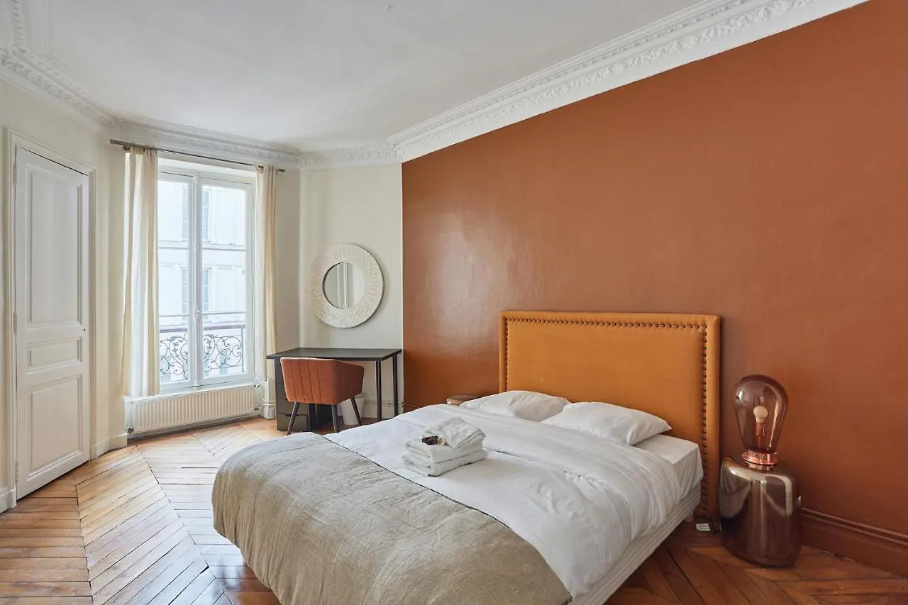 Residence Beaubourg Le Marais By Studio Prestige Paris