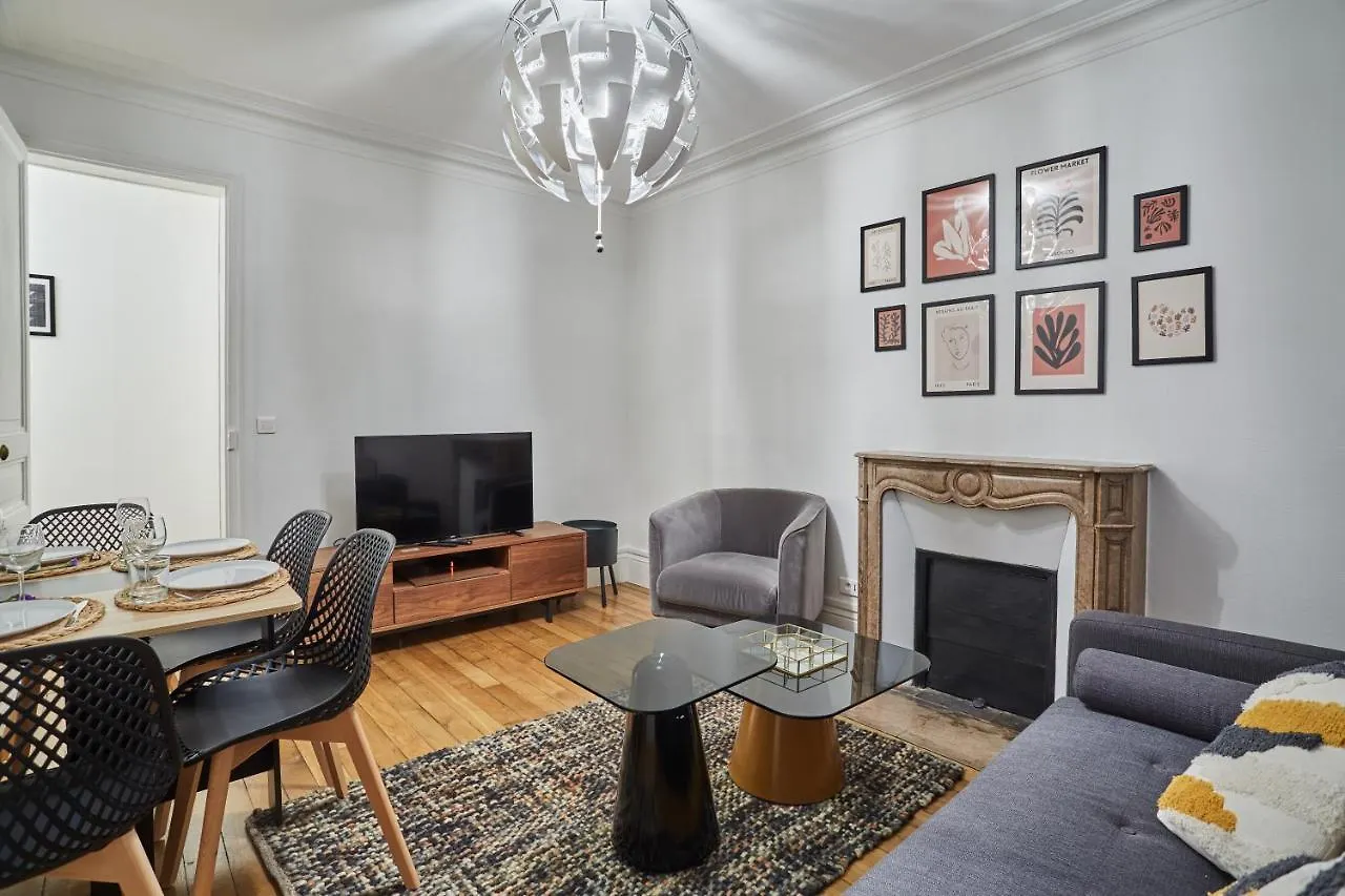 Residence Beaubourg Le Marais By Studio Prestige Paris France