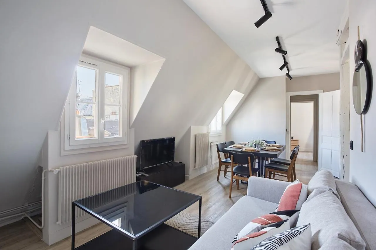 Residence Beaubourg Le Marais By Studio Prestige Paris