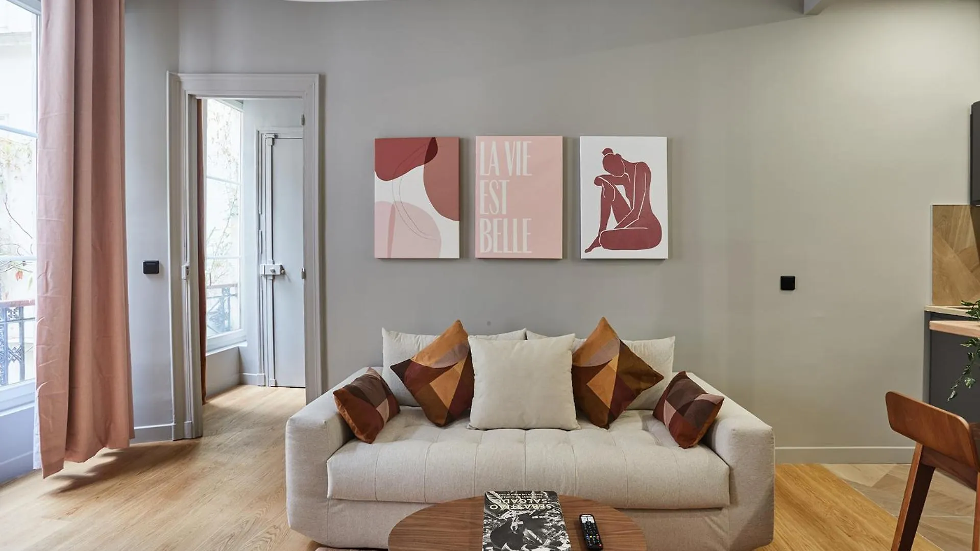Apartamento Residence Beaubourg Le Marais By Studio Prestige París Francia