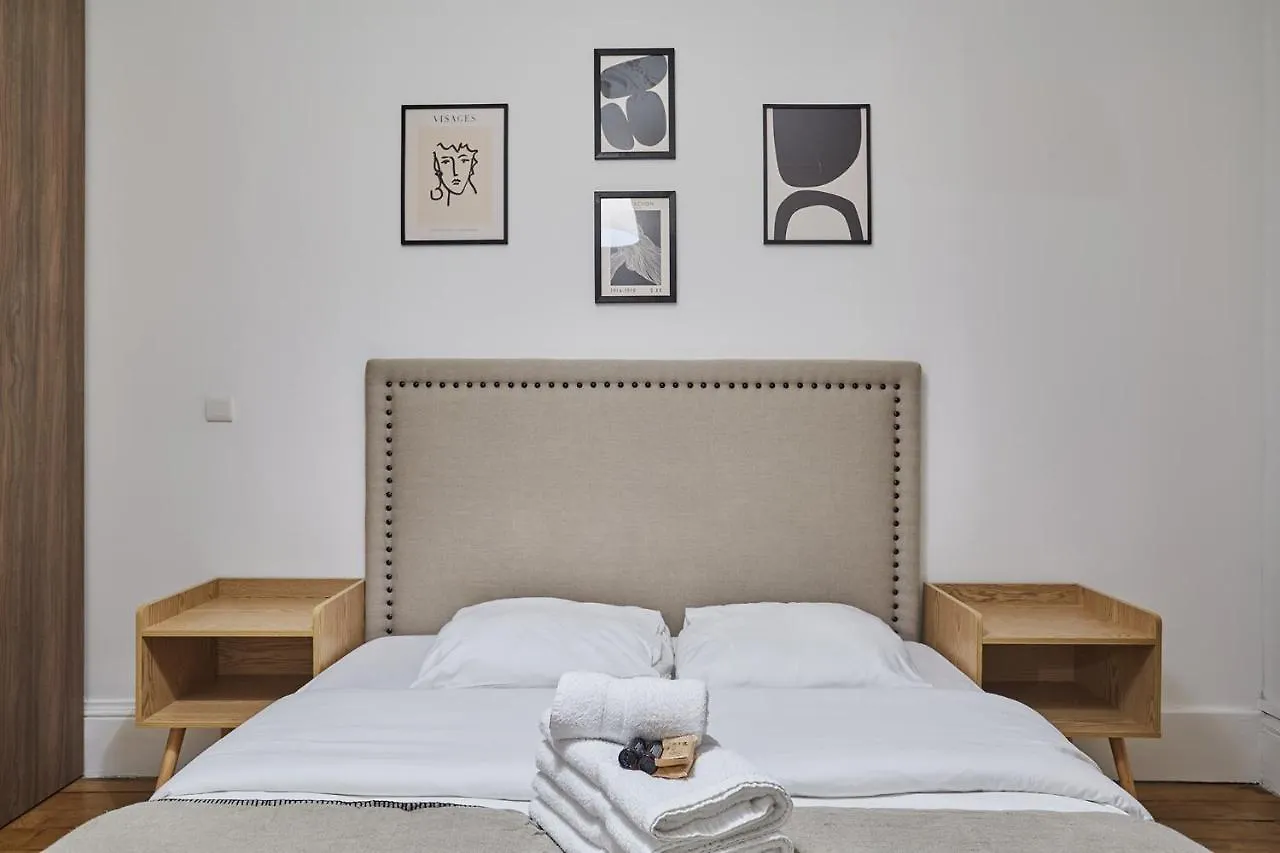 Apartment Residence Beaubourg Le Marais By Studio Prestige Paris