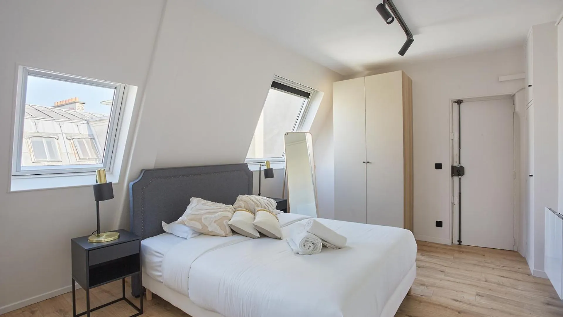 Apartment Residence Beaubourg Le Marais By Studio Prestige Paris